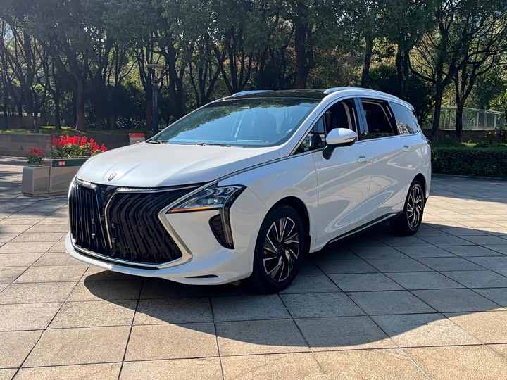 Dongfeng Forthing Yacht 2022 2022款 1.5T DCT逐浪版