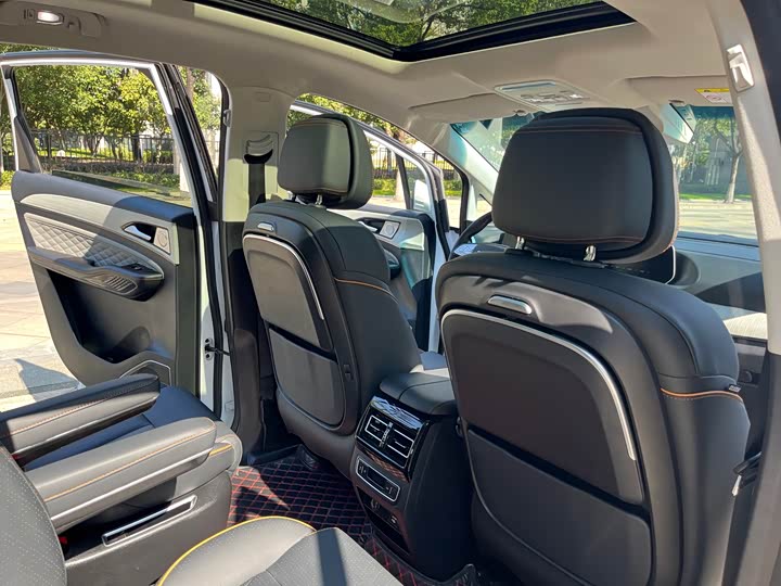 Dongfeng Forthing Yacht 2022 2022款 1.5T DCT逐浪版