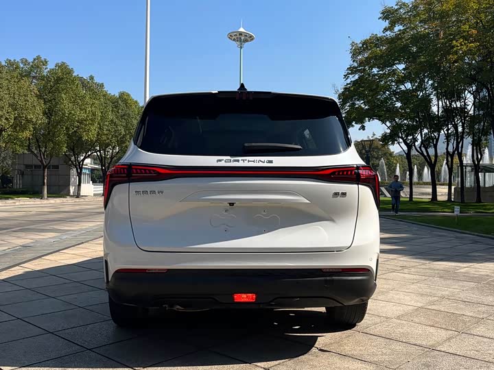 Dongfeng Forthing Yacht 2022 2022款 1.5T DCT逐浪版