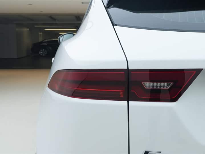 Jaguar E-Pace 2024 2024款 进取运动版 R-DYNAMIC S