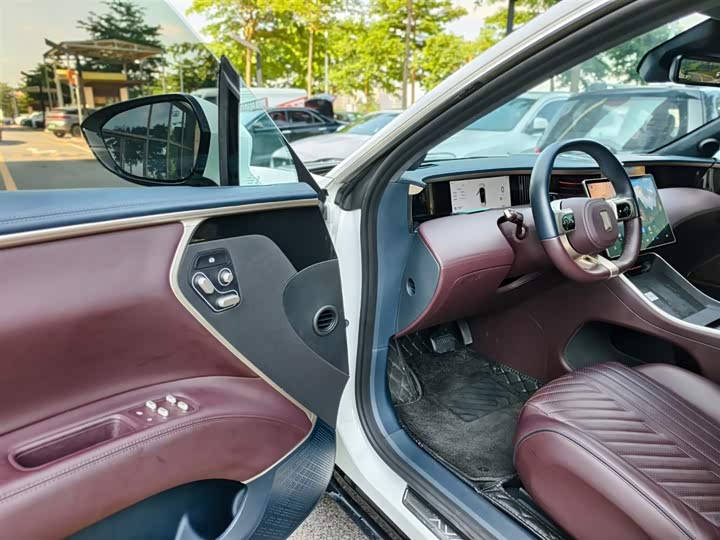 Avatr 11 2023 2023款 鸿蒙 90度 后驱版