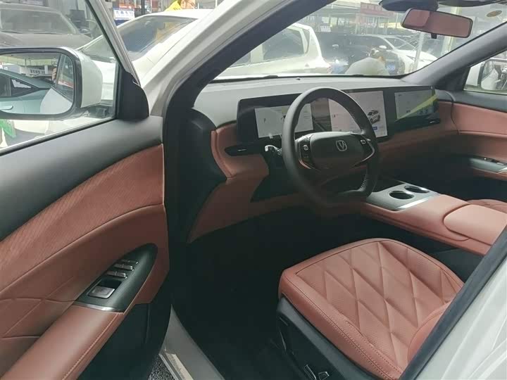 Changan CS75 Plus 2025 2025款 第四代 UItra 2.0T 新蓝鲸 智慧劲擎型