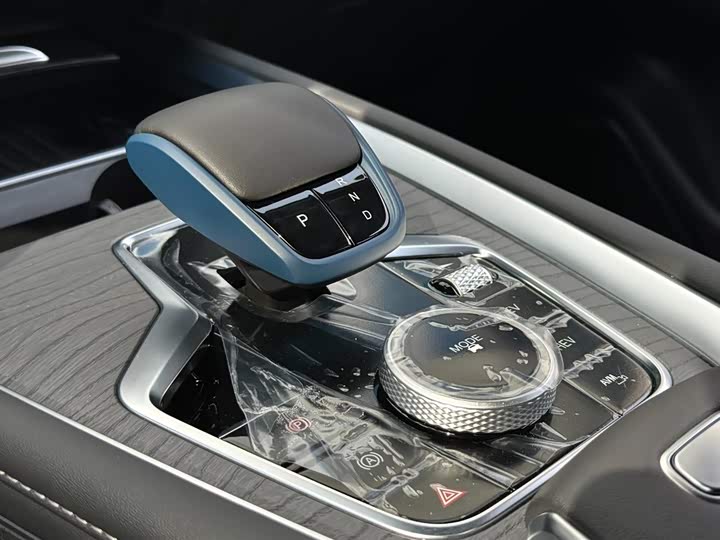 Chery Tiggo 8 Pro Hybrid 2025 2025款 冠军版 1.5T 100km 尊贵型