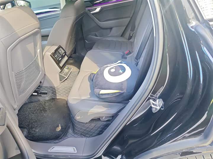 Volkswagen Touareg 2022 2022款 3.0TSI 锐享版 曜黑运动套装