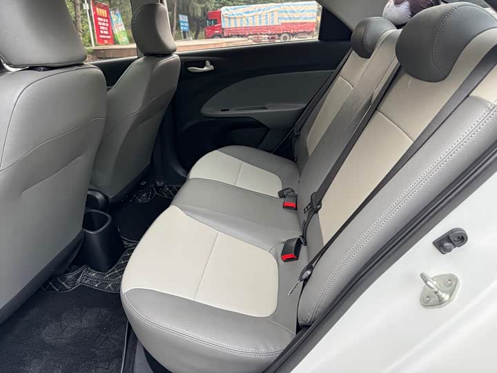 Kia Pegas 2020 2020款 改款 1.4L 自动精英互联版