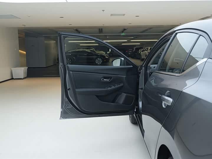 Nissan Sylphy 2025 2025款 1.6L CVT真心版