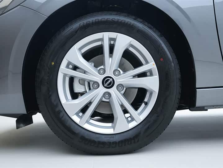 Nissan Sylphy 2025 2025款 1.6L CVT真心版