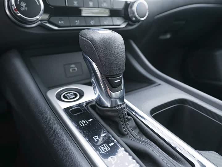 Nissan Sylphy 2025 2025款 1.6L CVT真心版