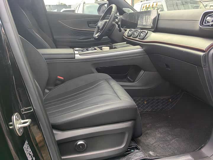 Chery Tiggo 9 2025 2025款 2.0T 双离合两驱舒享版 7座