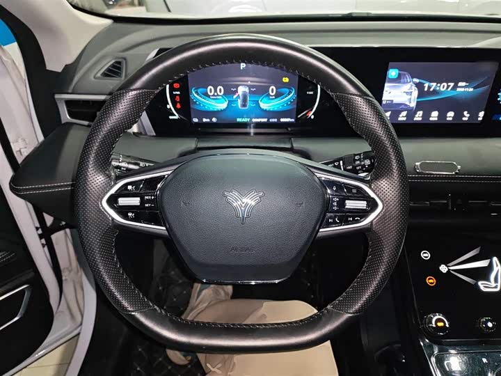 Hozon U 2023 2023款 哪吒U-Ⅱ 400 U秀版 三元锂