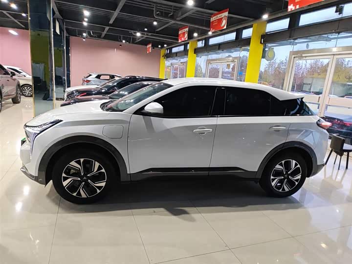 Hozon U 2023 2023款 哪吒U-Ⅱ 400 U秀版 三元锂