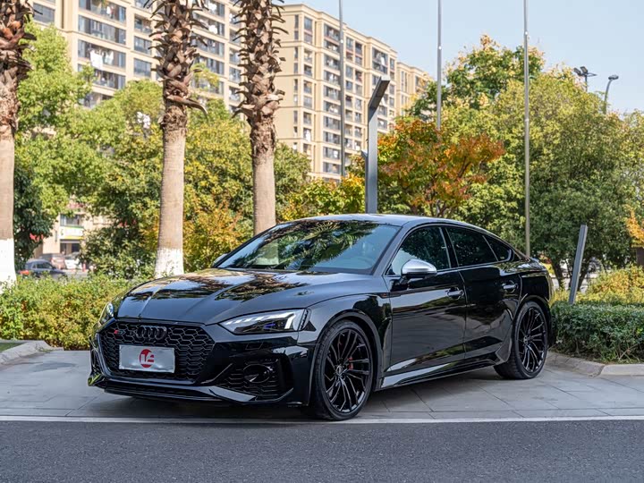 Audi RS 5 2023 2023款 RS 5 2.9T Sportback 黑曜版