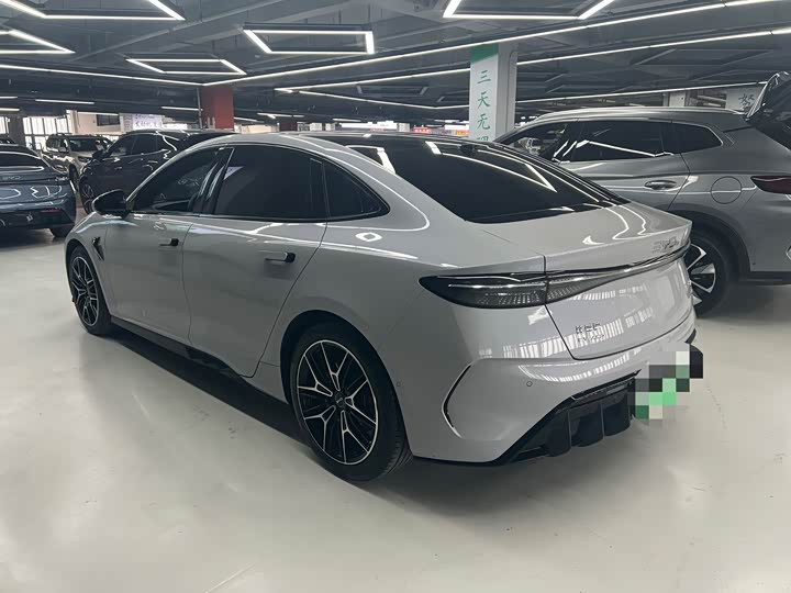 BYD Seal 2025 2025款 600四驱智驾版