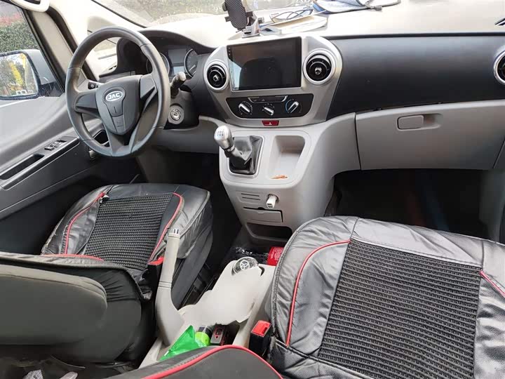 JAC Refine M3 2023 2023款 PLUS 1.5T 5/7座经典版