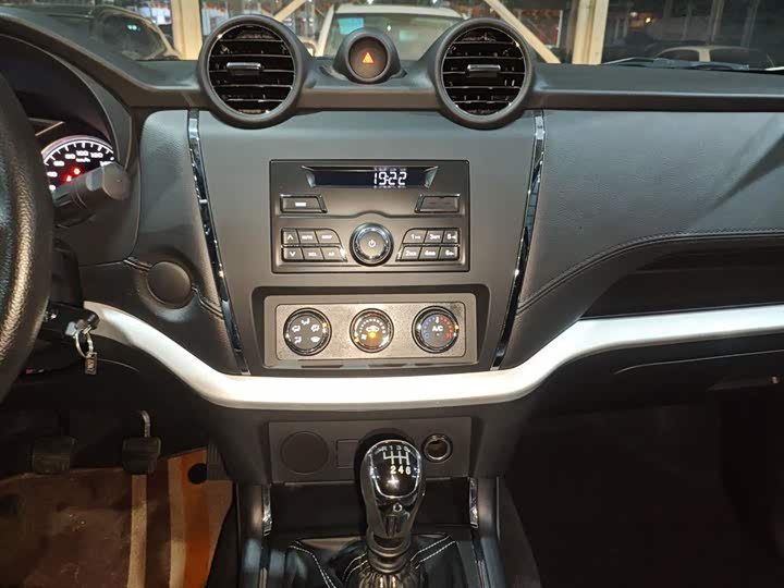 Dongfeng Rich 6 2023 2023款 改款 2.3T 手动两驱柴油标准型长货箱