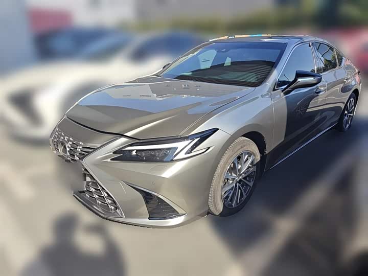 Lexus ES 2025 2025款 300h 臻享版