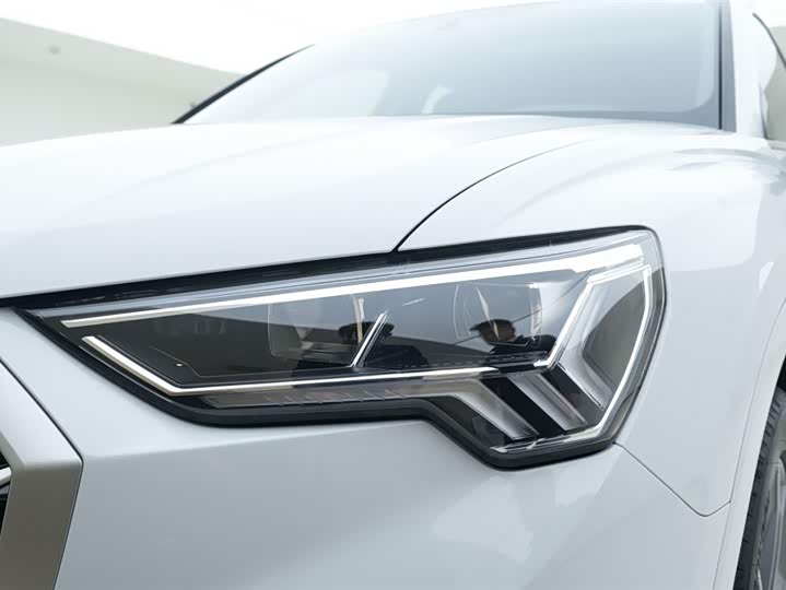 Audi Q3 2024 2024款 40 TFSI 时尚动感型