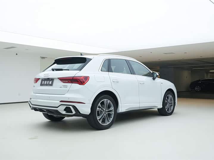 Audi Q3 2024 2024款 40 TFSI 时尚动感型