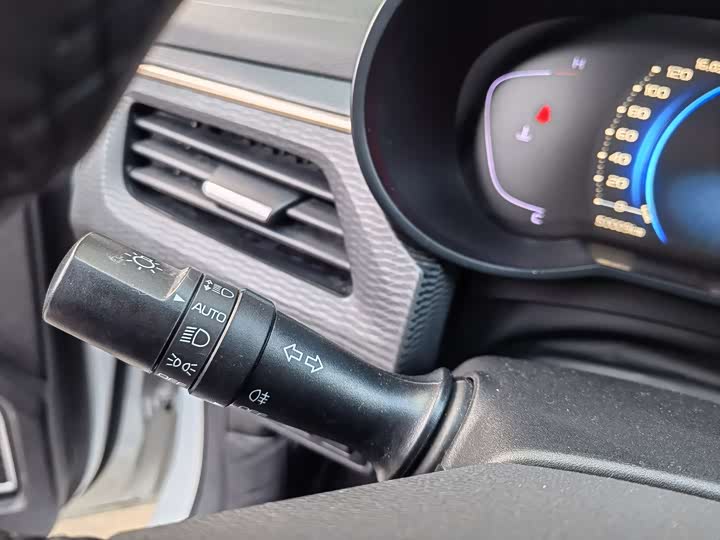 Geely Emgrand GL 2021 2021款 UP 1.4T CVT领尊型