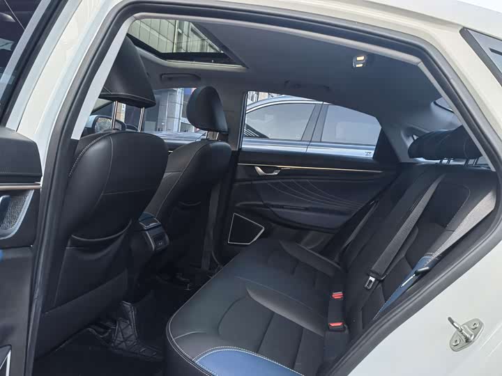 Geely Emgrand GL 2021 2021款 UP 1.4T CVT领尊型