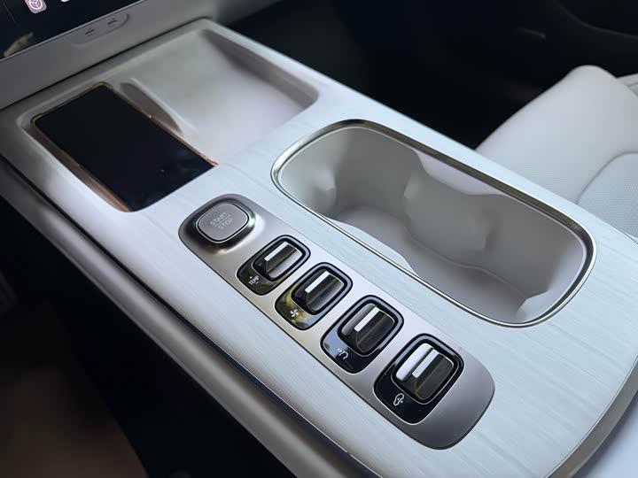 Xiaomi SU7 2024 2024款 四驱超长续航高阶智驾Max版