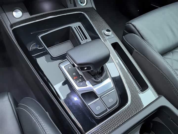 Audi Q5L Sportback 2022 2022款 45 TFSI 臻选型