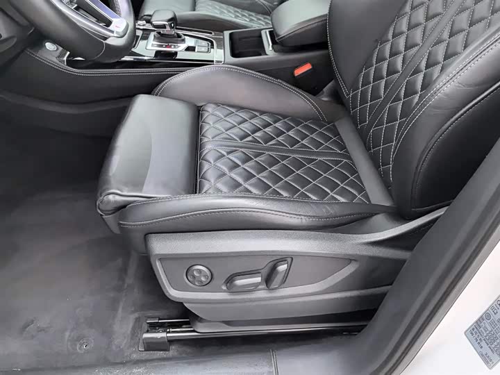 Audi Q5L Sportback 2022 2022款 45 TFSI 臻选型