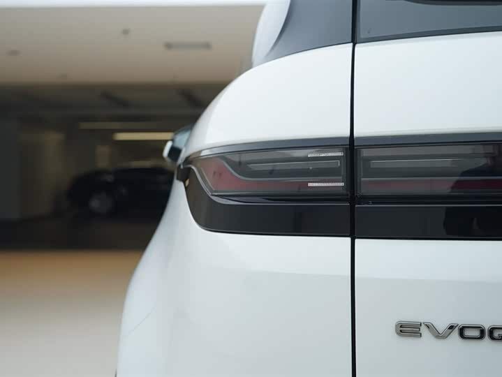 Land Rover Range Rover Evoque L 2024 2024款 揽胜极光L SE 驭光尊耀版