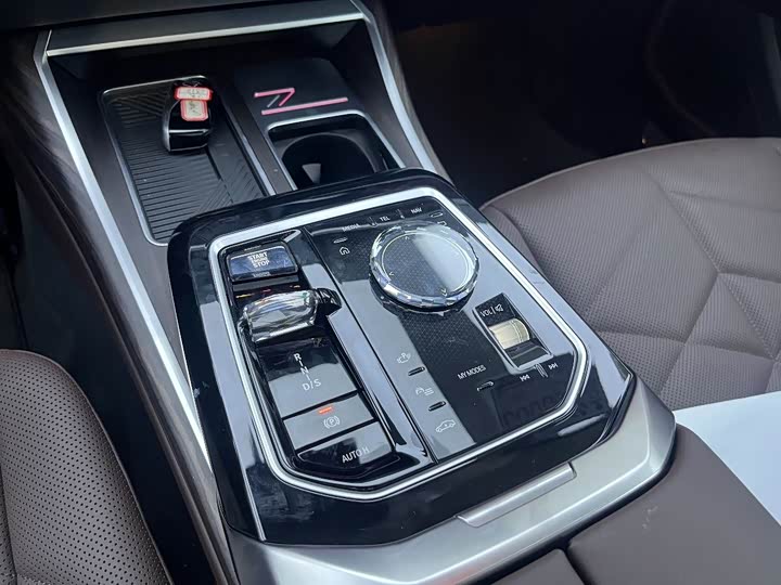 BMW 7 Series 2023 2023款 735Li 豪华套装