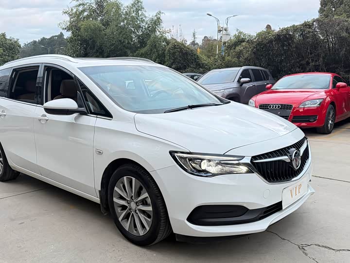 Buick GL6 2021 2021款 323T 轻混动互联豪华型