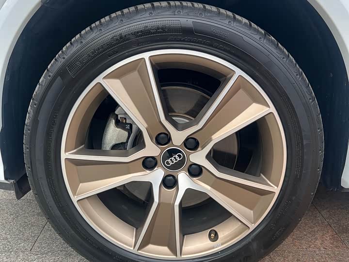 Audi Q2L 2024 2024款 35TFSI 时尚动感型