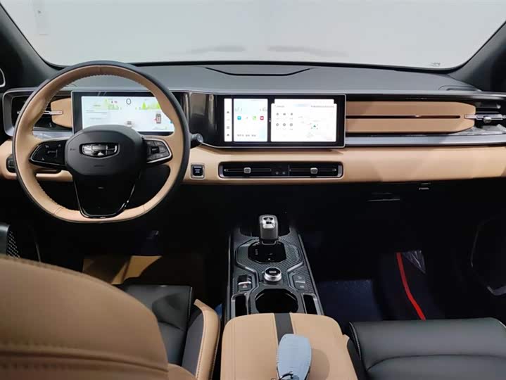 Geely Icon 2023 2023款 1.5TD 巧克力醇巧版