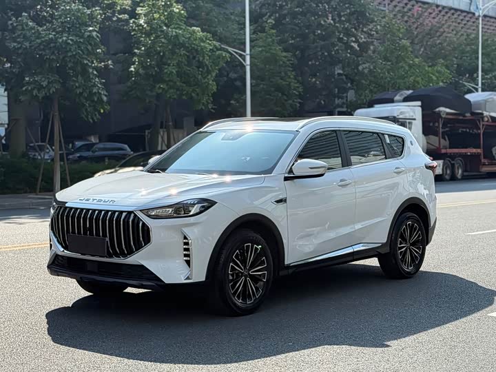 Jetour X70 Plus 2025 2025款 冠军版 1.5T 手动冠军 7座