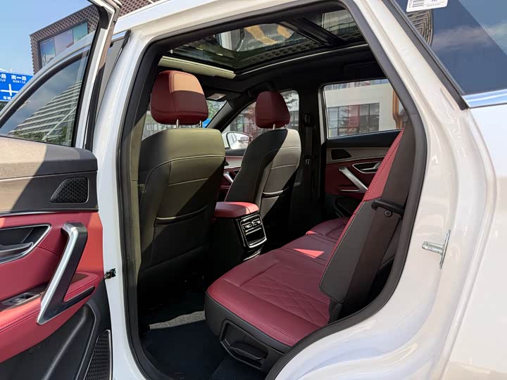 Jetour X70 Plus 2025 2025款 冠军版 1.5T 手动冠军 7座