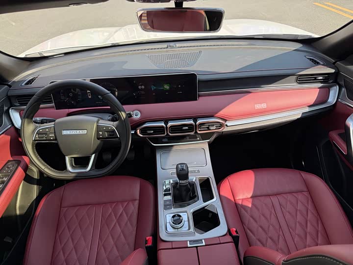 Jetour X70 Plus 2025 2025款 冠军版 1.5T 手动冠军 7座