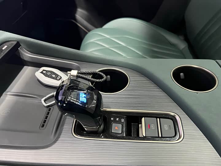 Jetour Shanhai L9 2024 2024款 1.5TD 2DHT Max 7座