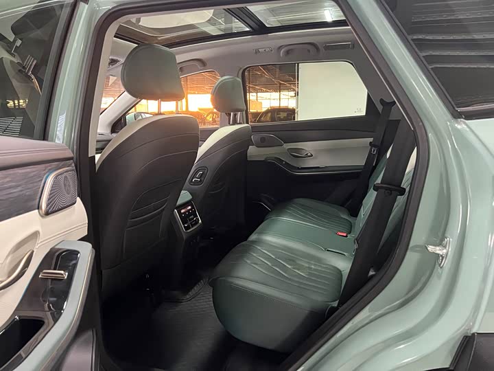 Jetour Shanhai L9 2024 2024款 1.5TD 2DHT Max 7座