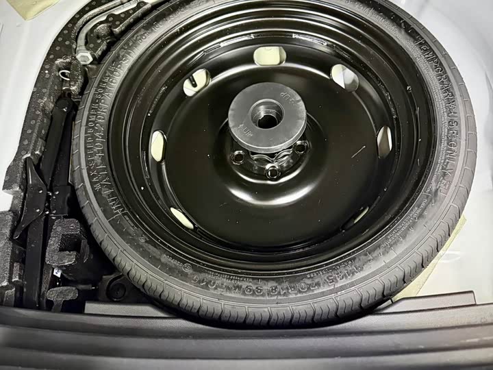 Skoda Karoq 2023 2023款 TSI280 尊享版