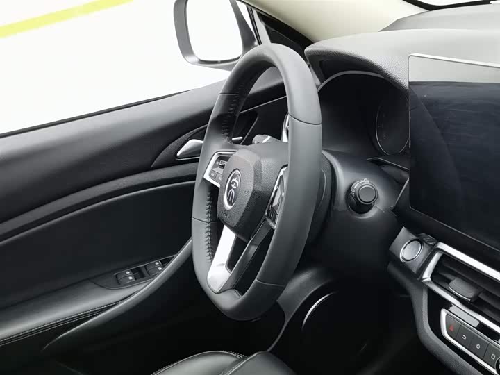 BYD Song 2021 2021款 经典版 1.5T 自动精英型