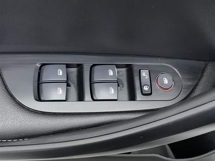 BYD Song 2021 2021款 经典版 1.5T 自动精英型