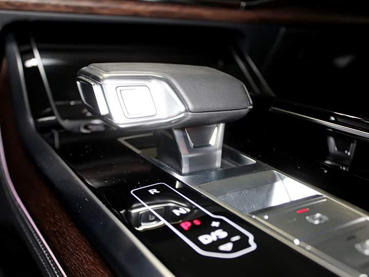 Audi Q7 2024 2024款 45 TFSI quattro S line运动型