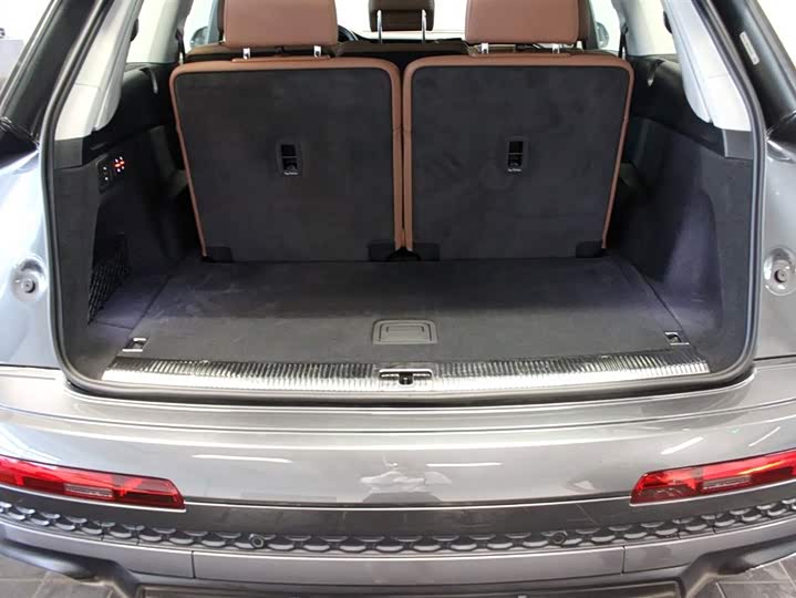 Audi Q7 2024 2024款 45 TFSI quattro S line运动型