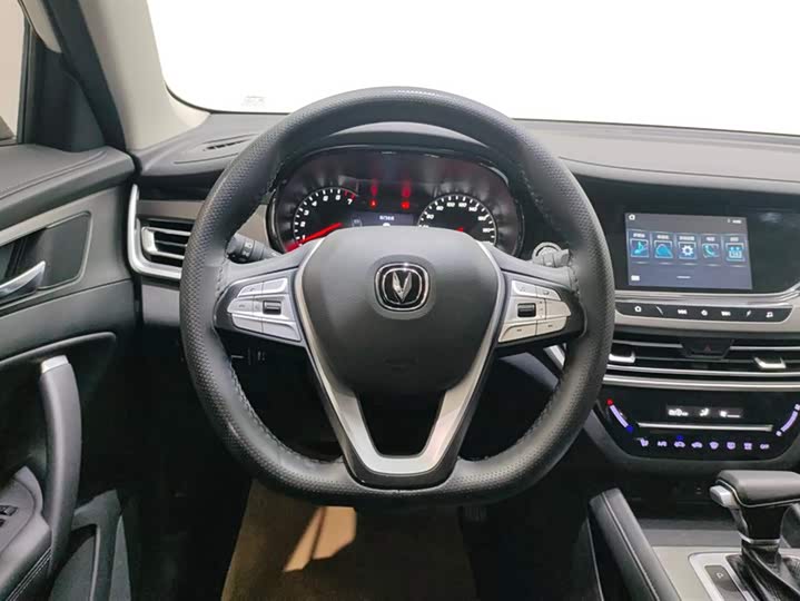 Changan CS35 Plus 2022 2022款 1.6L CVT精英版