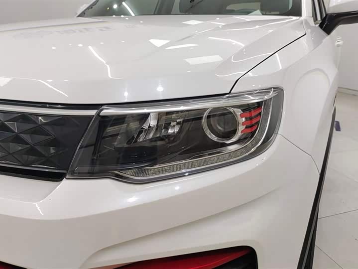 Changan CS35 Plus 2022 2022款 1.6L CVT精英版