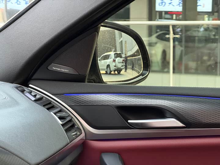 BMW X4 2022 2022款 改款 xDrive 30i M运动曜夜套装