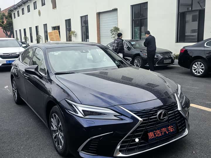 Lexus ES 2025 2025款 200 臻享版
