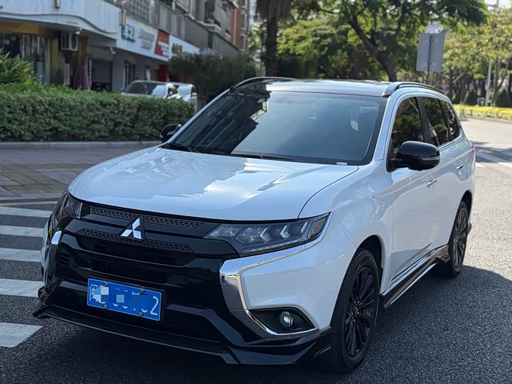 Mitsubishi Outlander 2021 2021款 2.4L 四驱曜动版 5座