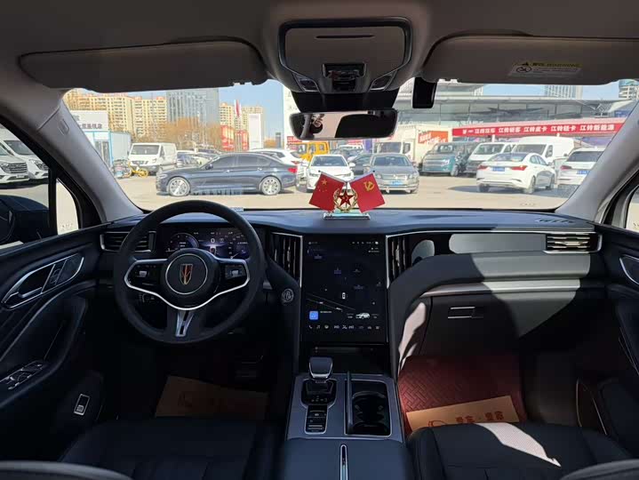 Hongqi HS7 2023 2023款 2.0T 自动两驱旗享版 六座