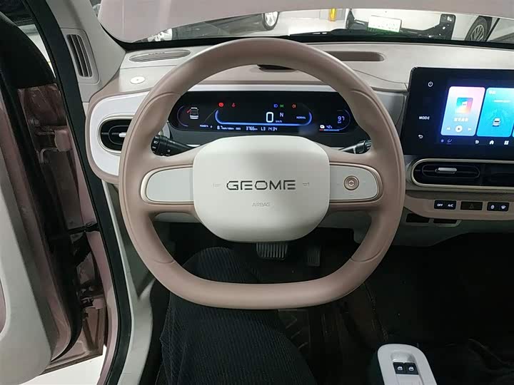 Geely Galaxy Panda Mini 2025 2025款 熊猫mini 210km 元气熊