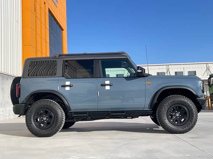 Ford Bronco 2024 2024款 2.3T 荒地